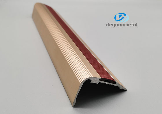 PVC Kauçuk ile Eloksallı 33x52mm Alüminyum Merdiven Burun Kenar Döşeme