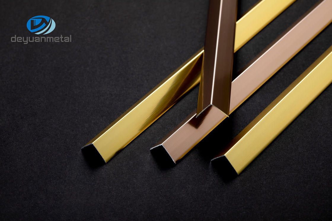 Trim Açısı L ​​Tipi Alüminyum Profil 0.8-1.5mm Kalınlık T5 T6 altın rengi