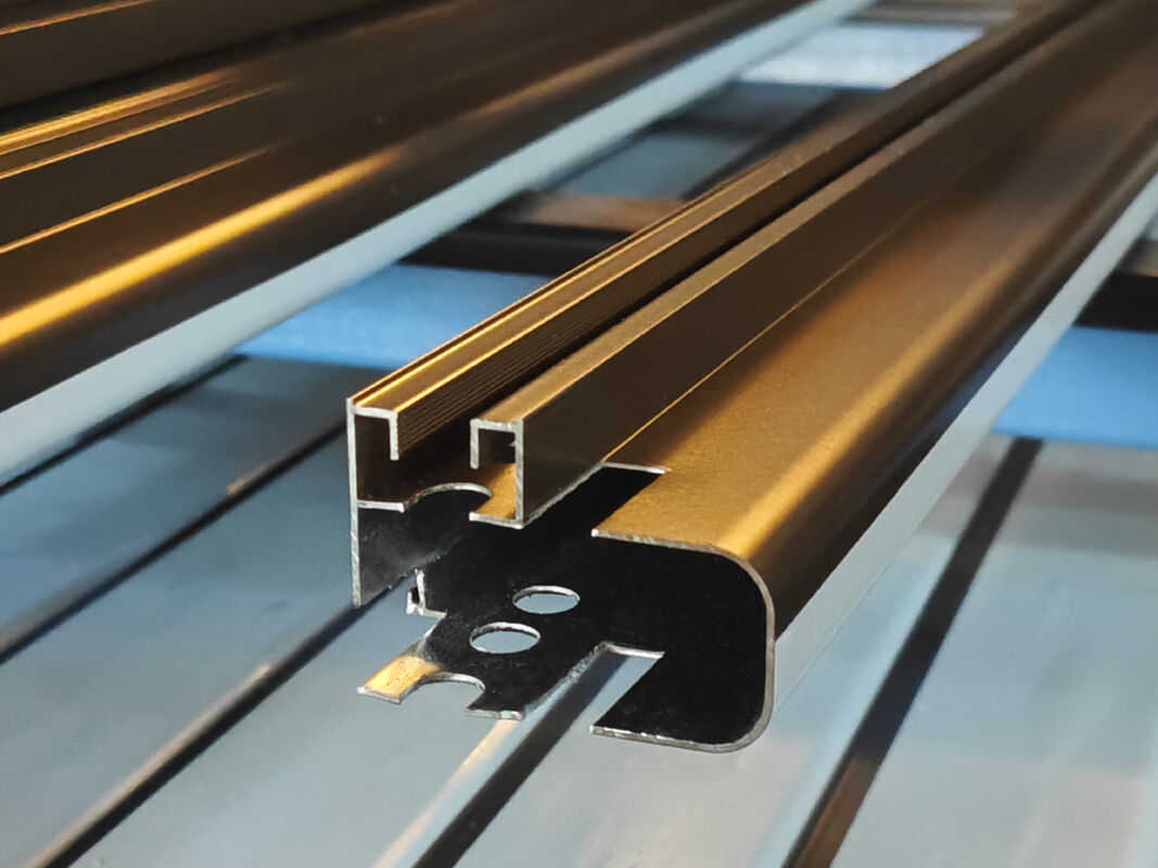 Patio Kapıları ve Pencereleri için Alaşım 6063 Toz Kaplama Alüminyum Profili